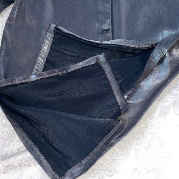 Vintage 1990’s J.R. Nites Metallic long sleeve Button-Down Blouse.  Size M. - Picture 5 of 5